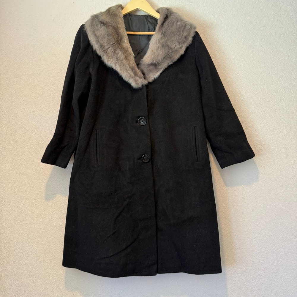 Vintage Black Faux Fur Collar Wool Blend Mid Length Overcoat Dress Coat